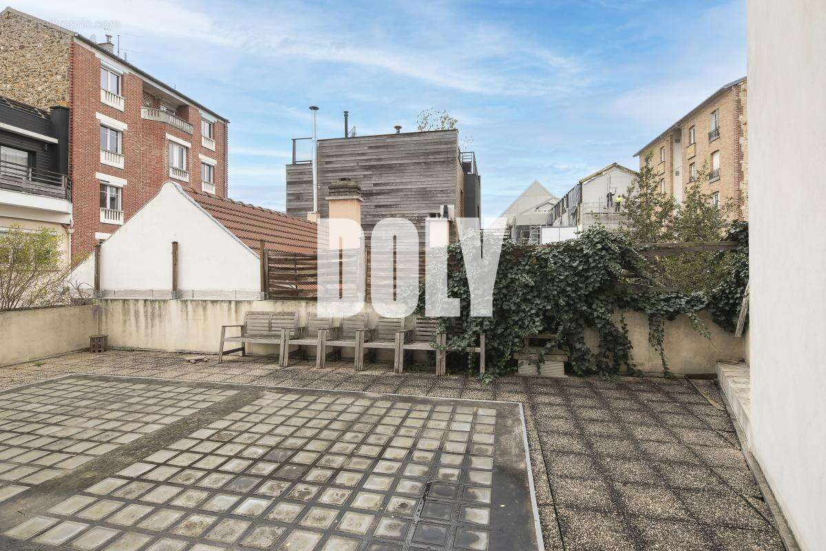 Commerce à ISSY-LES-MOULINEAUX