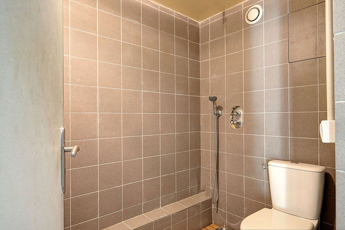 Appartement à IVRY-SUR-SEINE