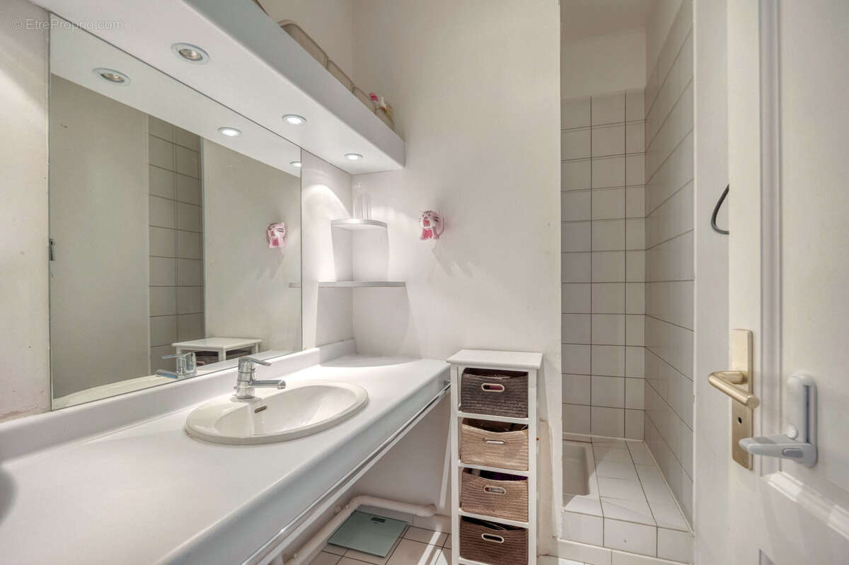 Appartement à CORENC