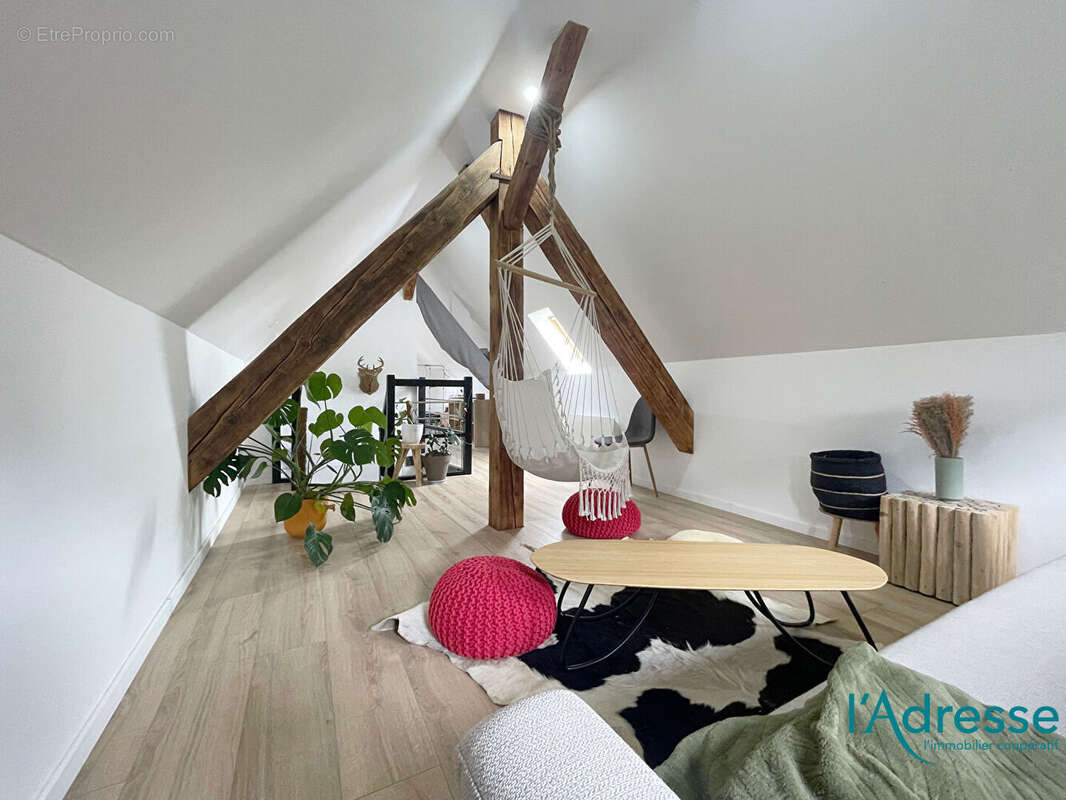 Appartement à HUSSEREN-LES-CHATEAUX