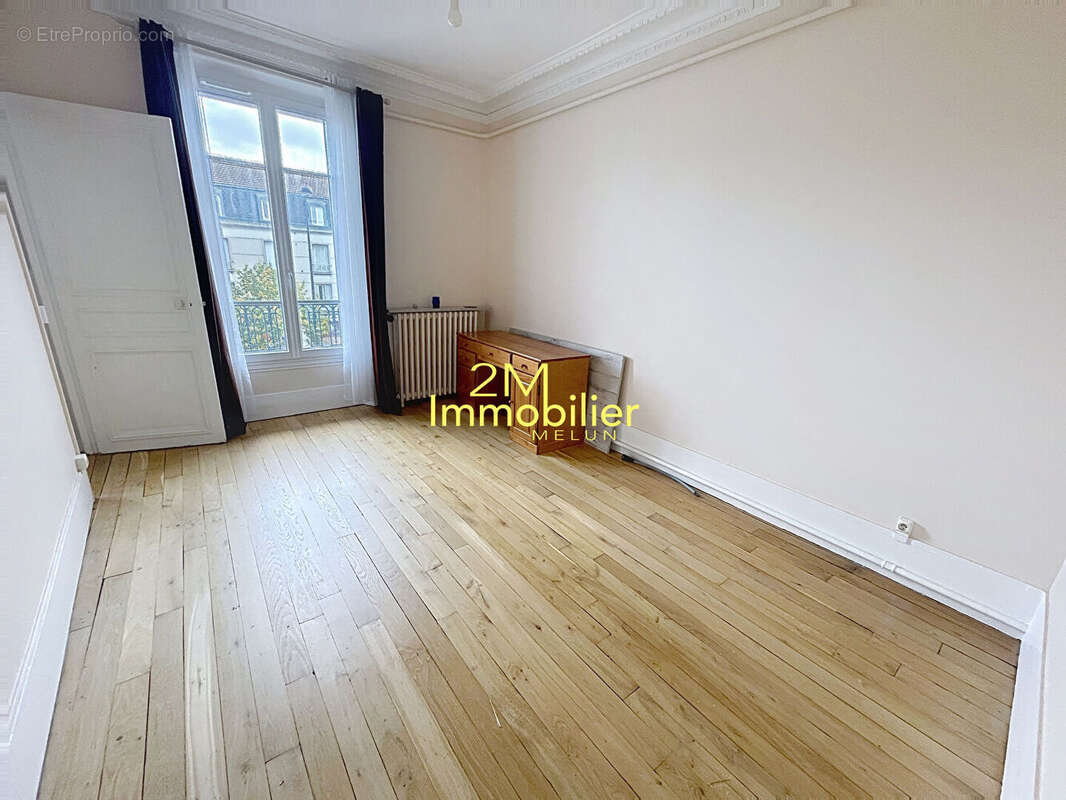 Appartement à MELUN
