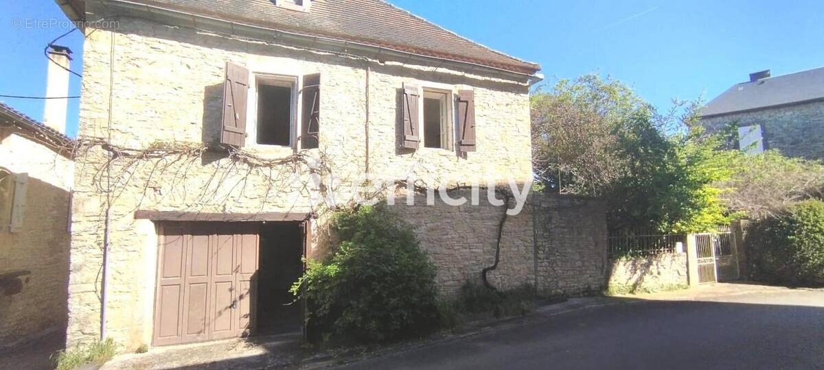 Maison à THEDIRAC