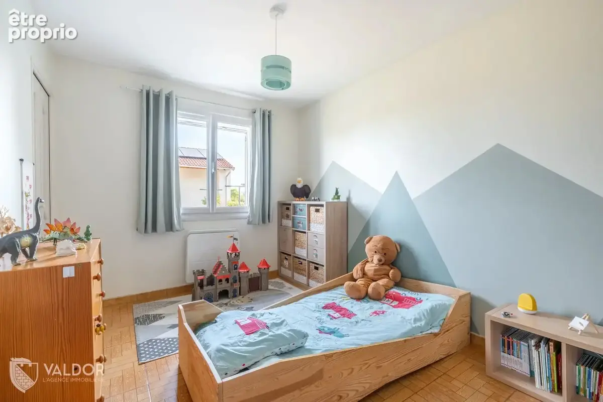 SAVIGNY – Maison familiale rénovée avec vue dégagée et grand sous-sol - photo 10