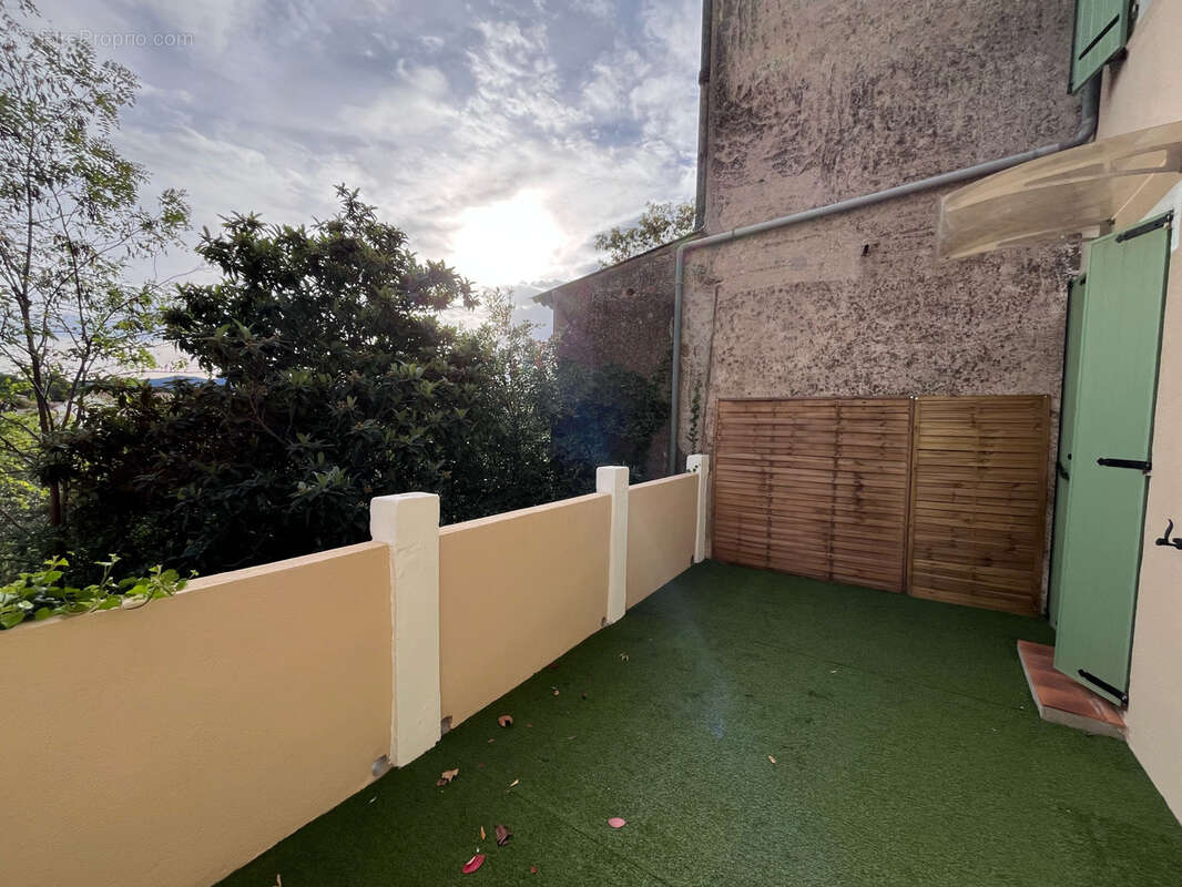 Appartement à CARNOULES