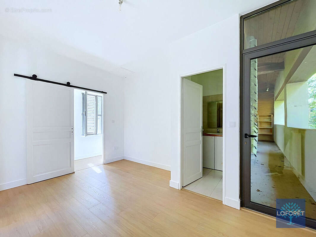 Appartement T2 - Curis Au Mont d'Or - photo 10