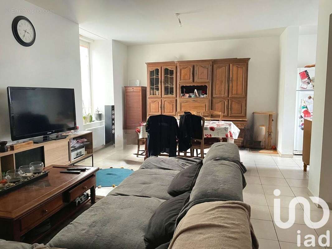 Photo 2 - Appartement à LA ROCHE-DERRIEN