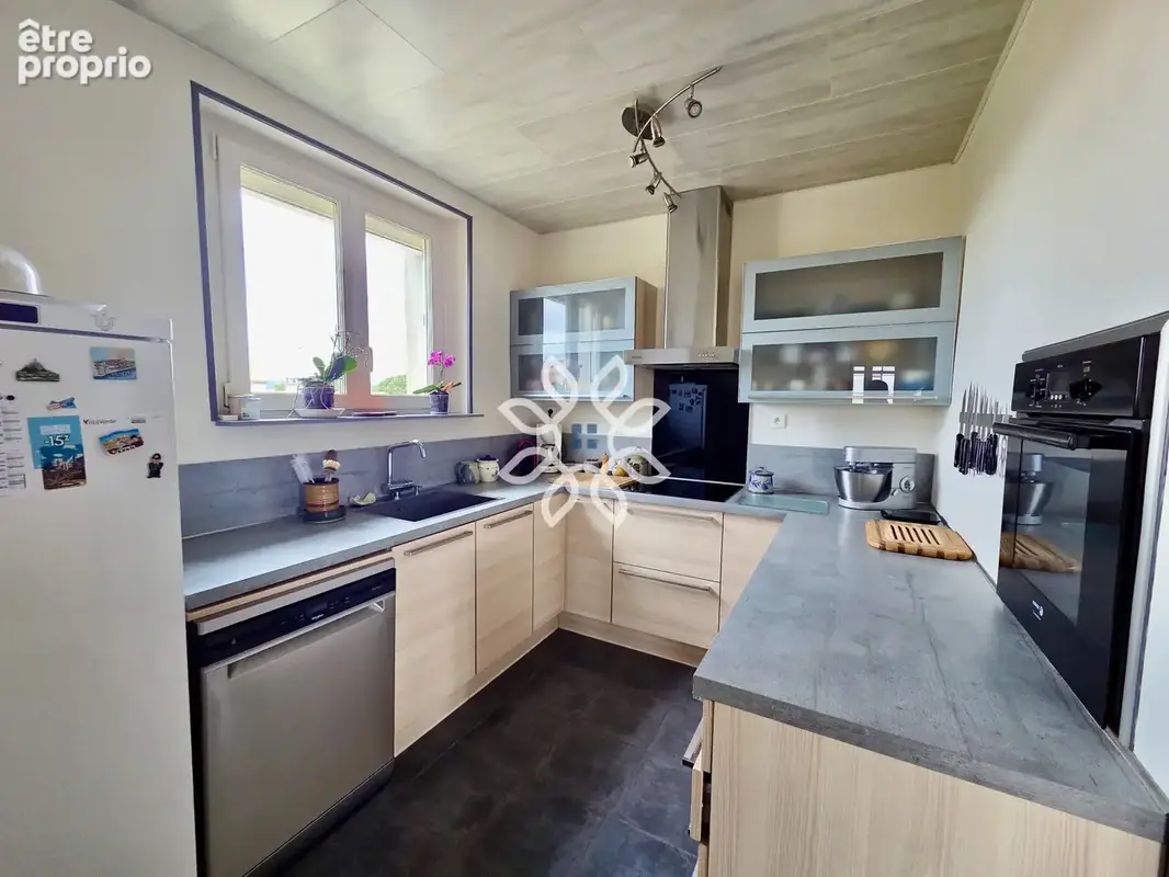 Grande maison familiale 15 pièces à Brioude - photo 2