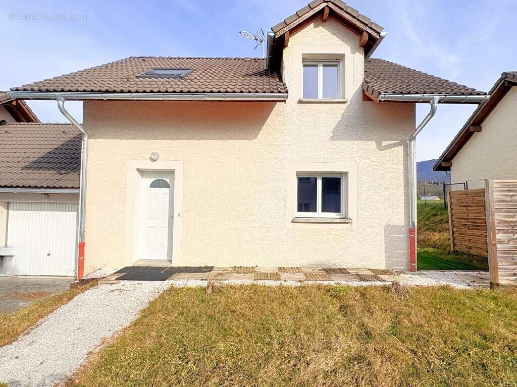 Maison à ALBY-SUR-CHERAN