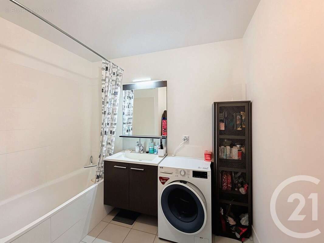 Appartement à SAINT-PRIEST