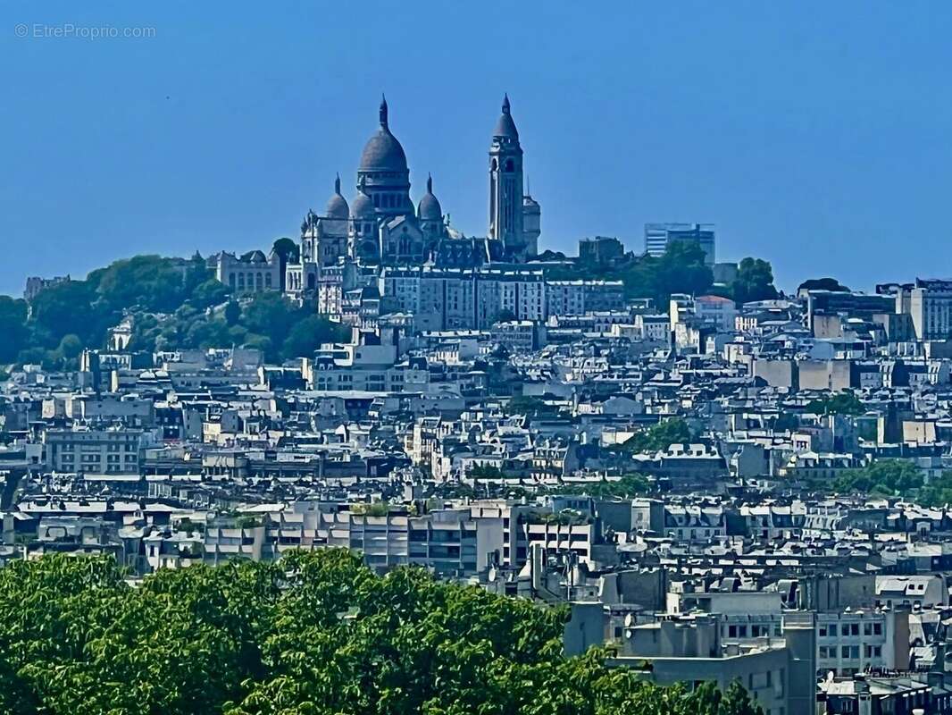 Appartement à PARIS-19E