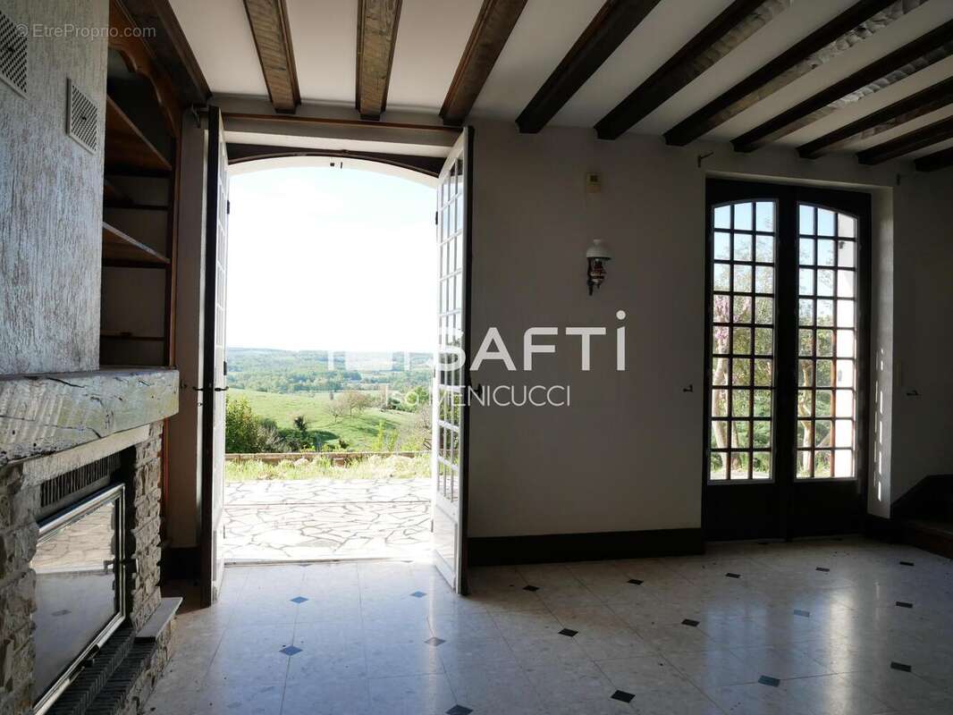 Maison 200 m² à Montagrier  - photo 6