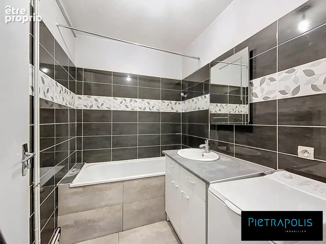 Appartement 1 pièce 36 m² à vendre à Bron (69500) - photo 5