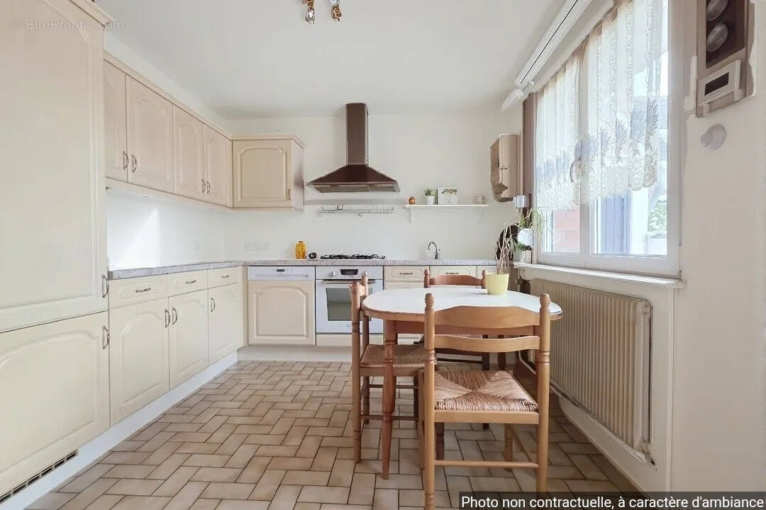 Maison à LOOS-EN-GOHELLE