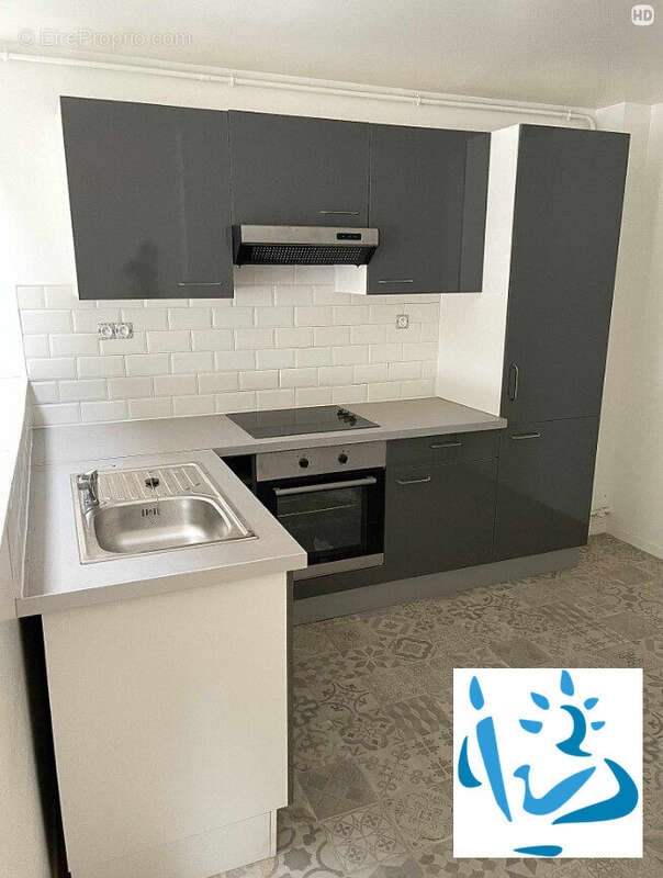 Appartement 463 m² à Mouzon  - photo 4