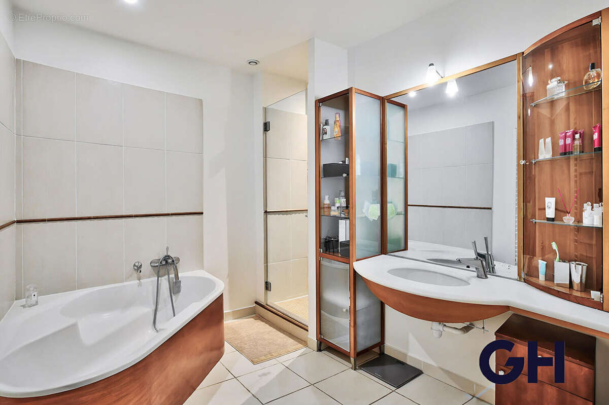 Appartement à LYON-6E