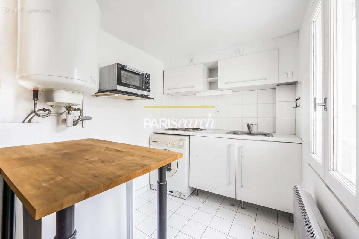 Appartement à PARIS-3E