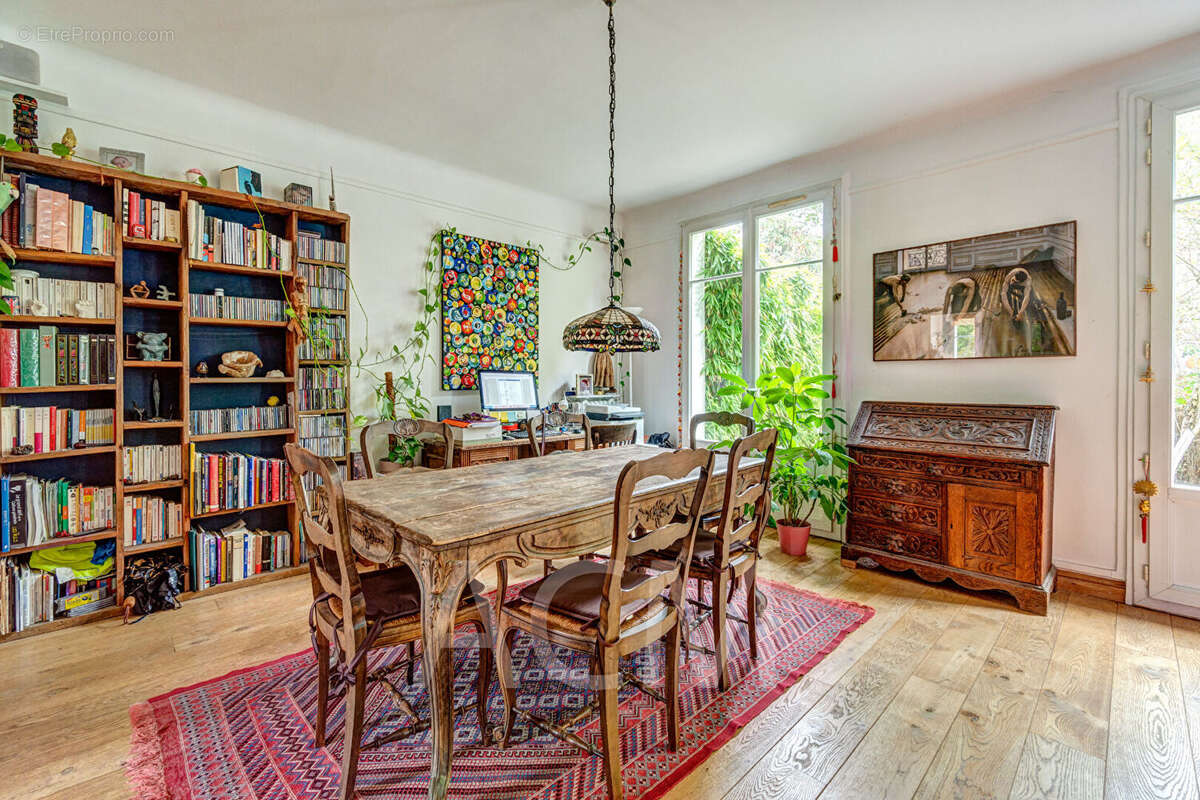 Appartement à MAISONS-LAFFITTE