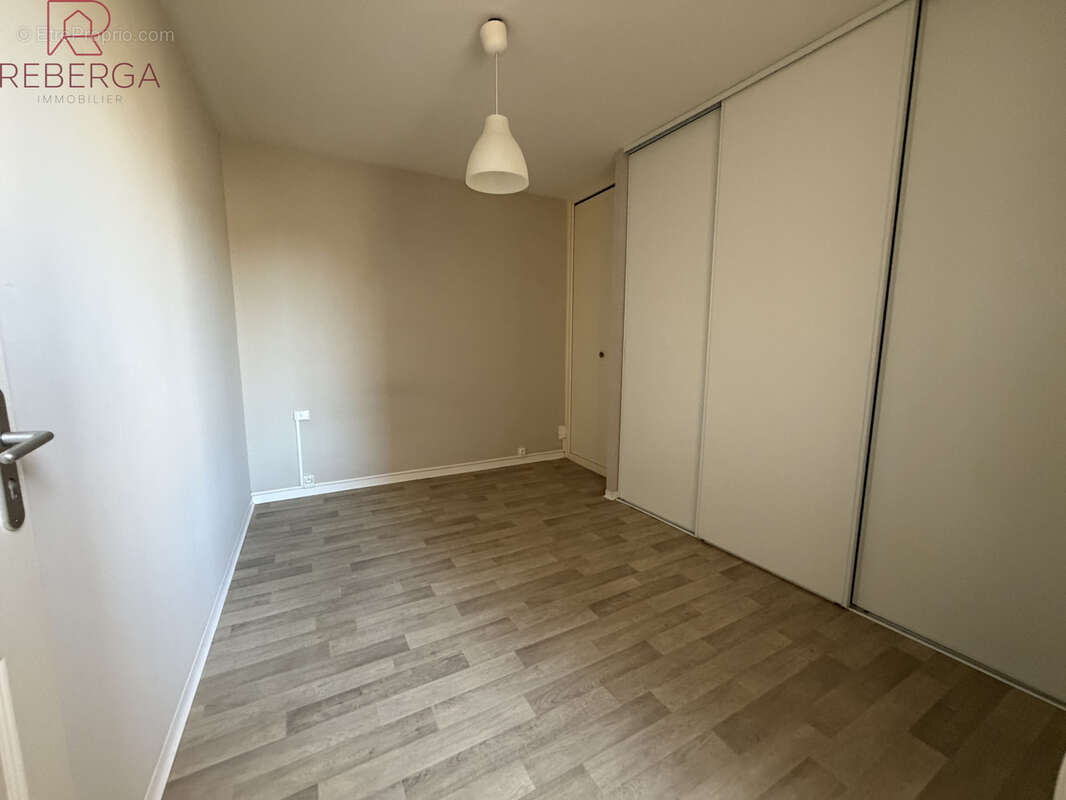 Appartement T3 en centre-ville de Mazamet - photo 6
