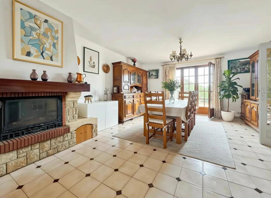 Maison à THEZAN-DES-CORBIERES