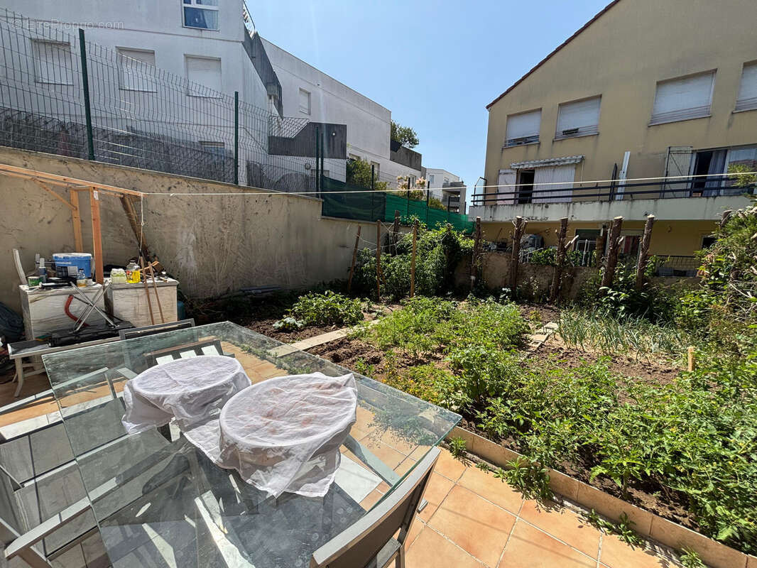 Maison à VILLETANEUSE