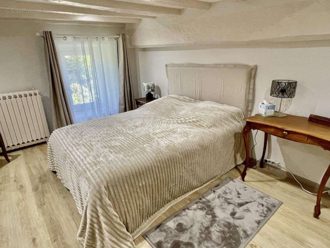 Maison à SAINT-AGNANT-DE-VERSILLAT