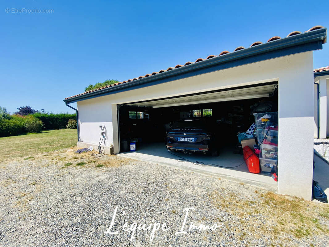 Villa T6 avec piscine et double garage - photo 22