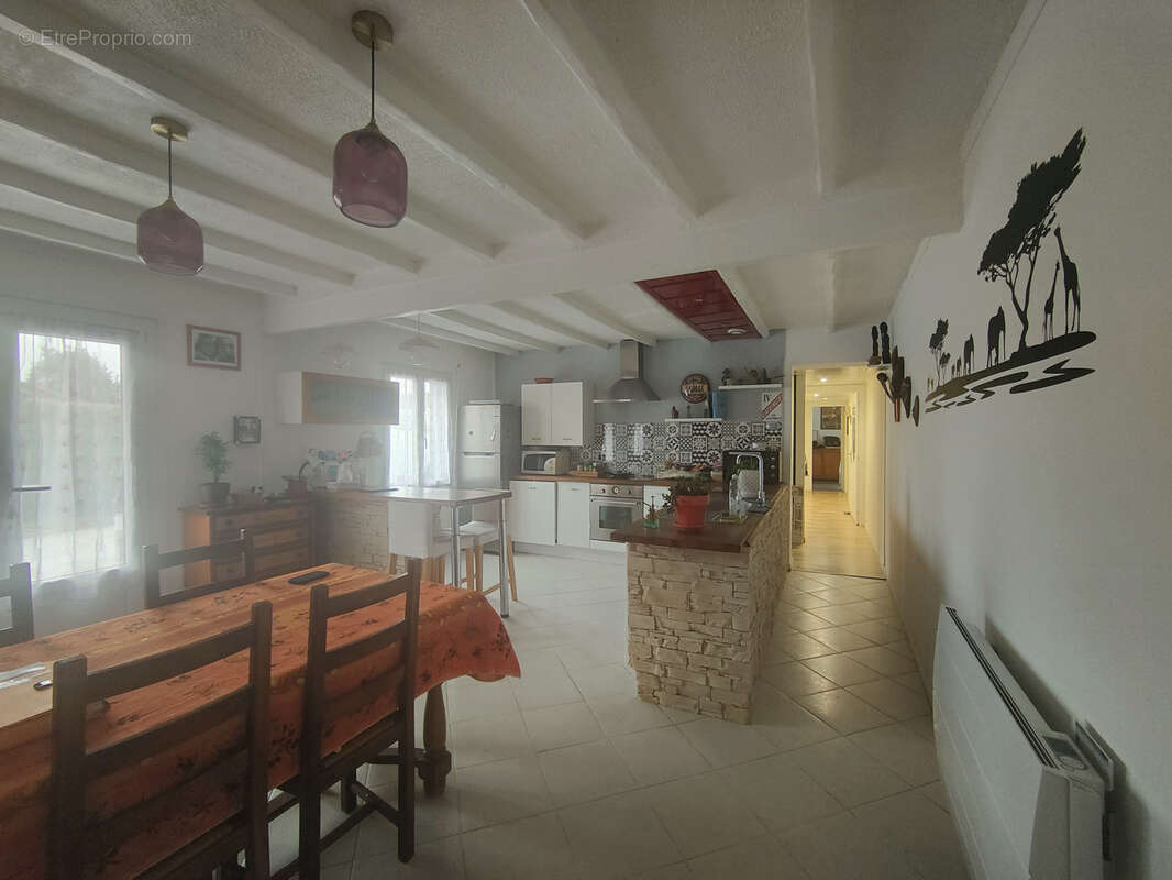 Maison à BEAUVAIS