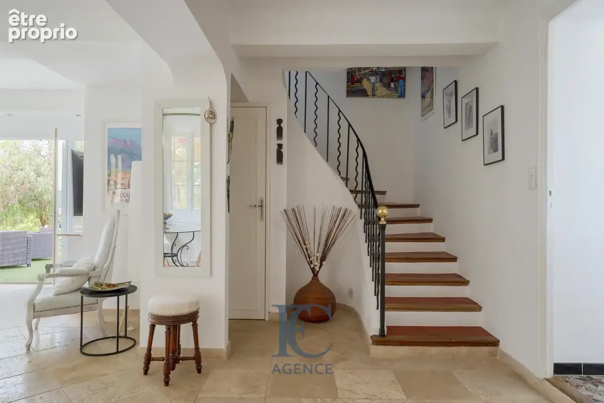 Maison de caractère de 145 m2 vue dégagée - photo 4