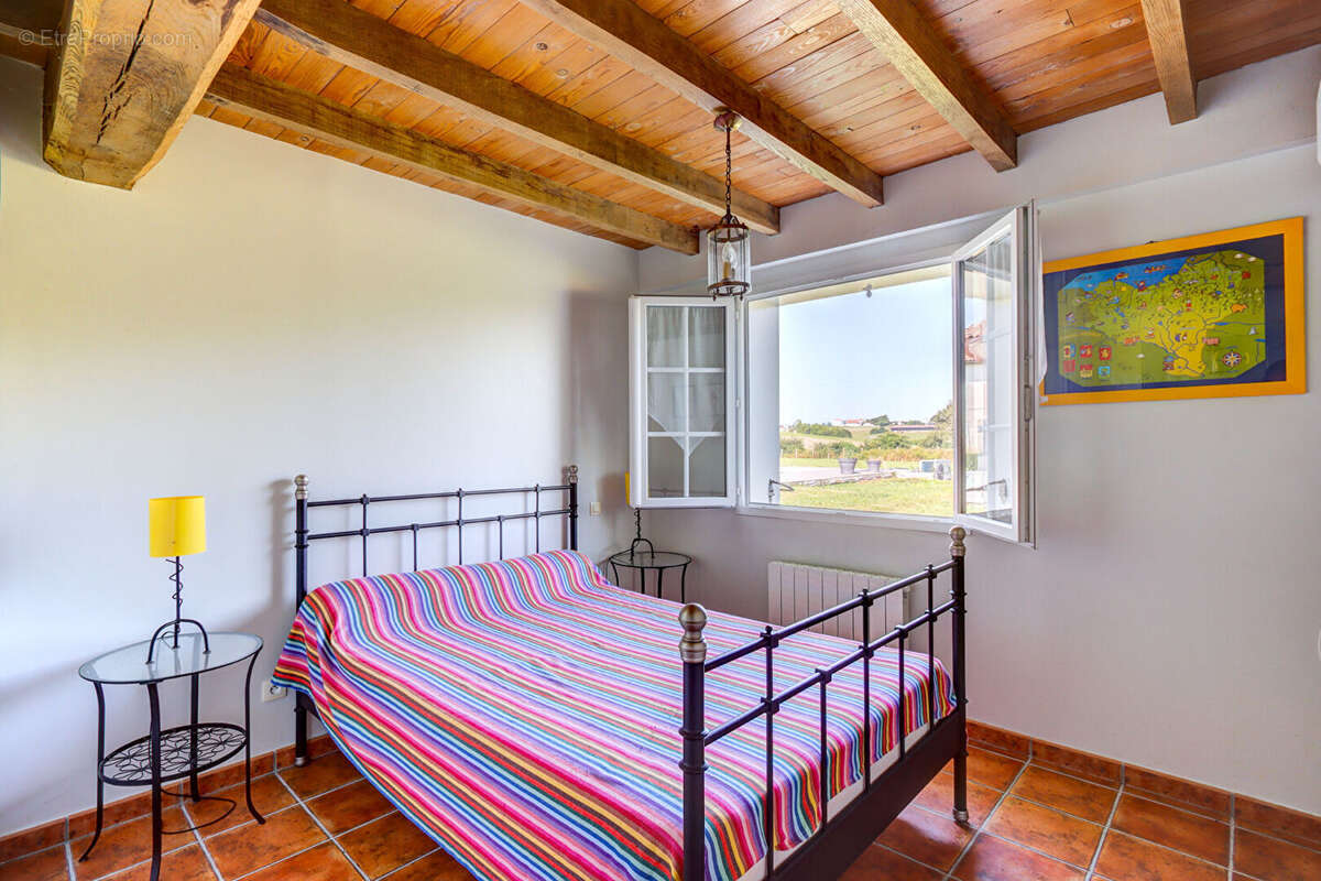 Maison à ARRAUTE-CHARRITTE