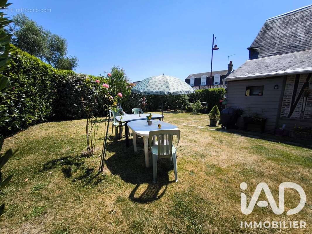 Maison 65 m² à Beuzeville  - photo 4