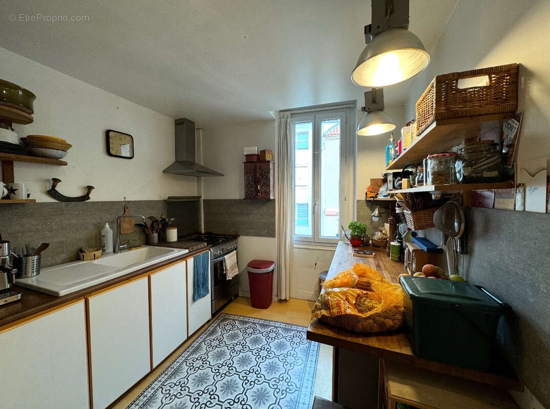 Appartement à SAINT-CYR-SUR-MER