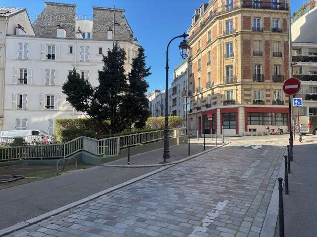 Appartement à PARIS-12E