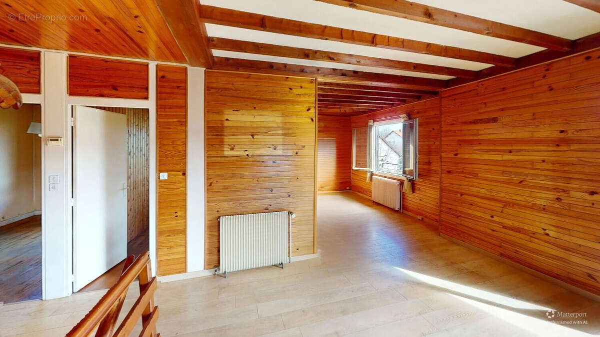 Maison à MONTFERRAND-LE-CHATEAU