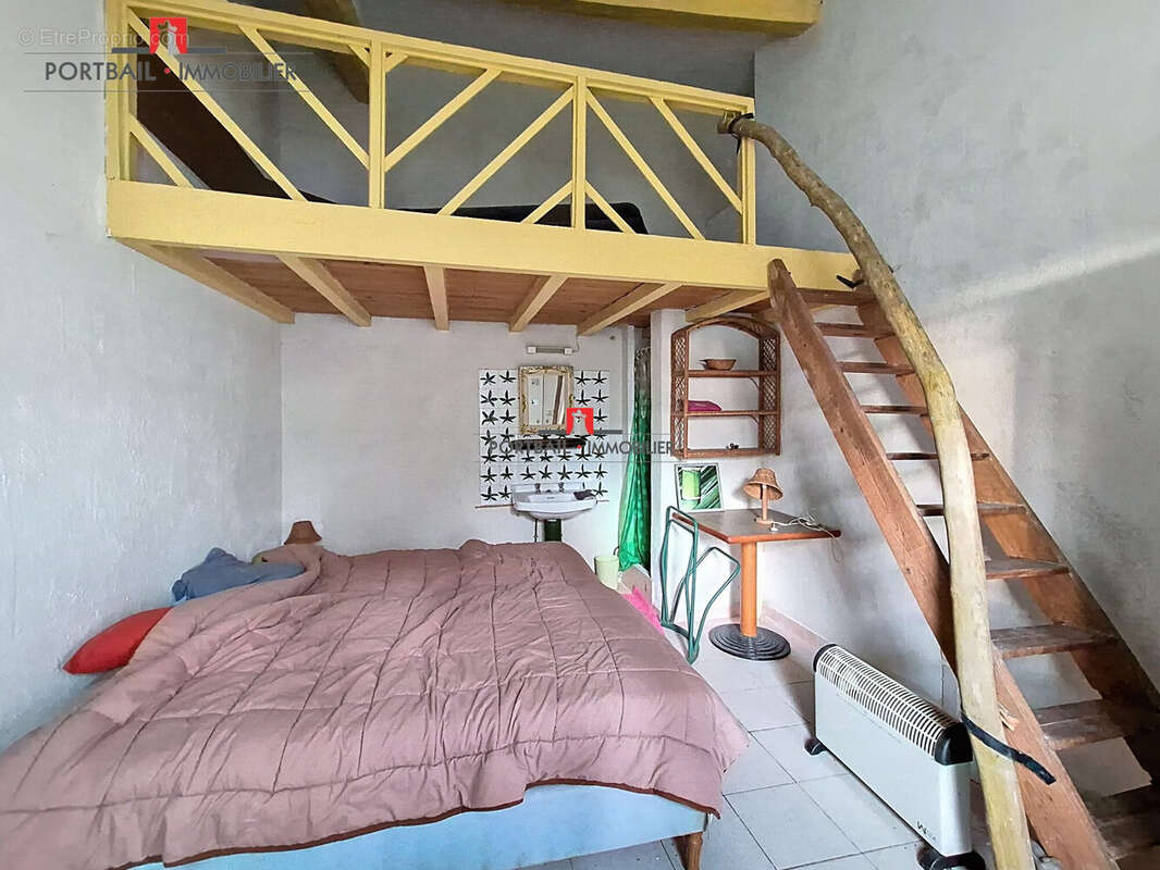 Maison à BLANQUEFORT