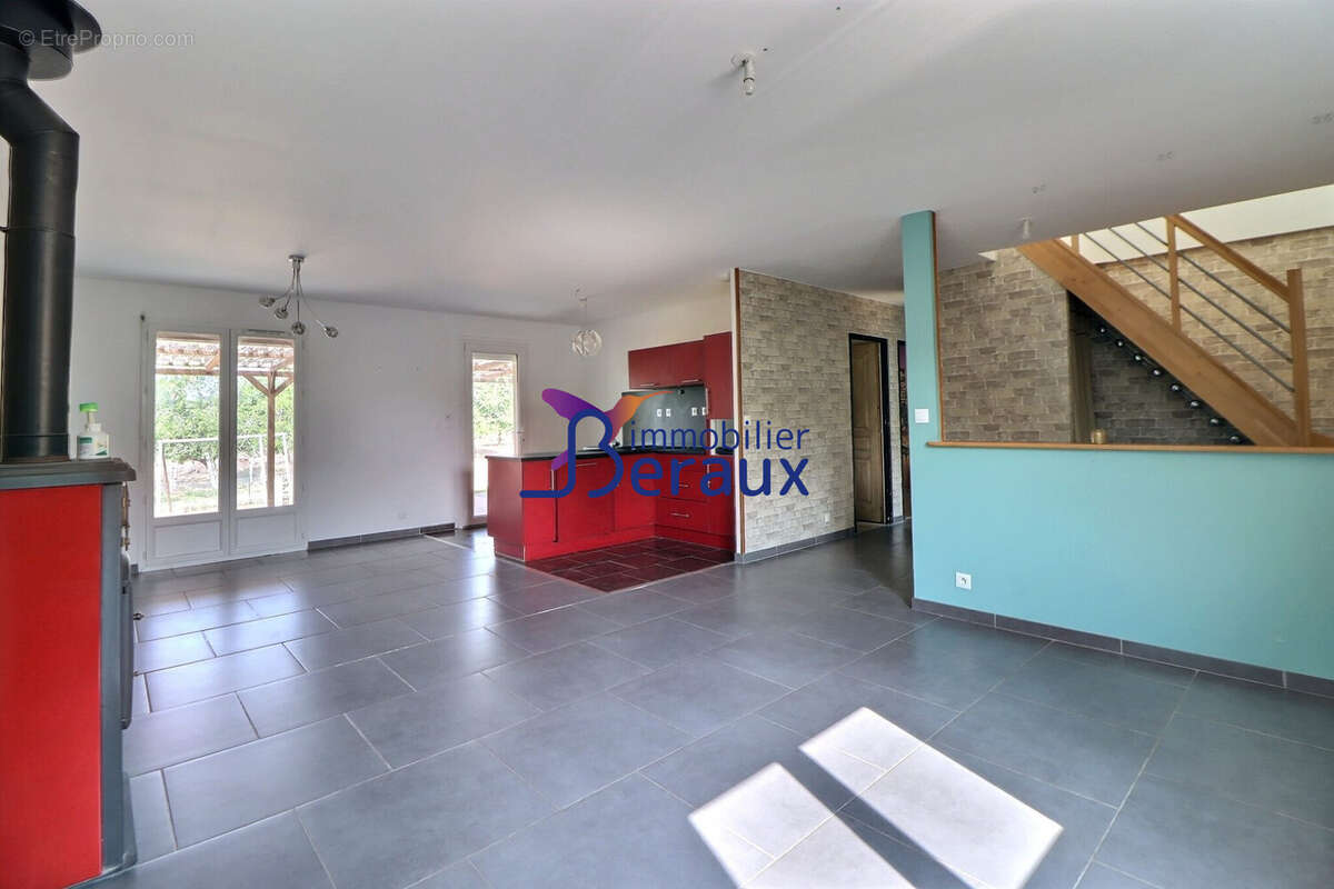Maison 108 m² à Jumieges  - photo 3