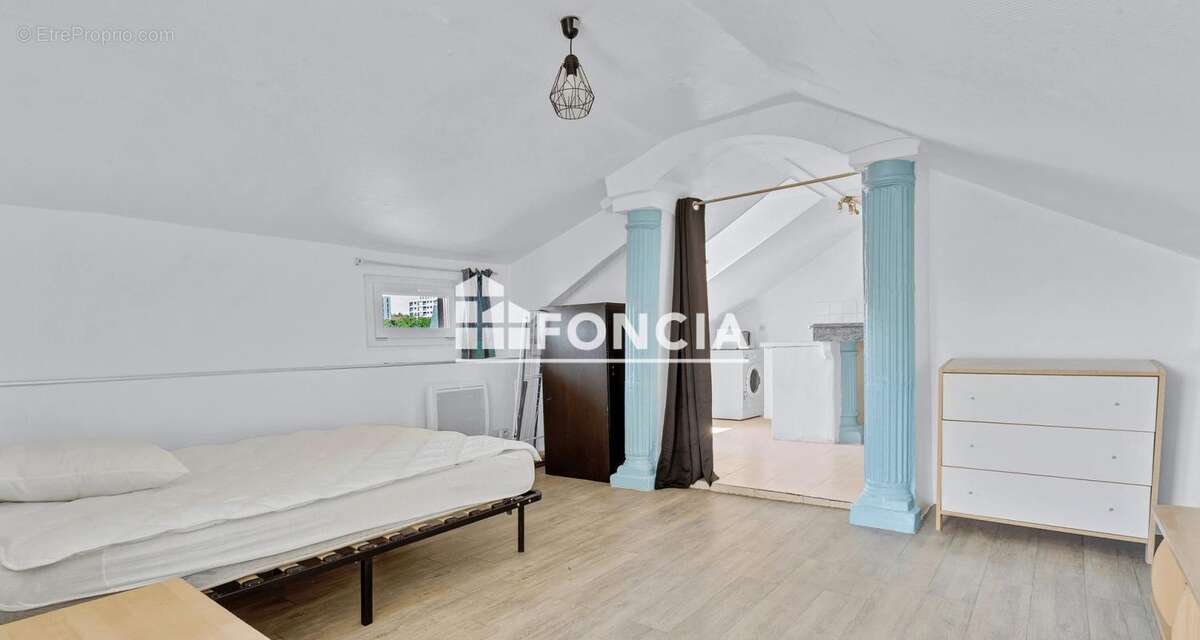 Appartement à THIAIS