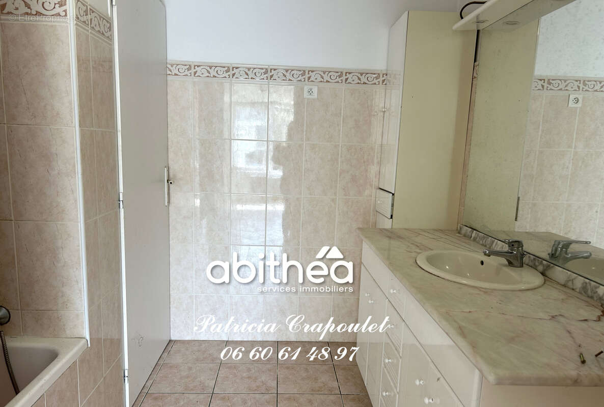 Saint Cybardeaux Maison 149 m2 - photo 8