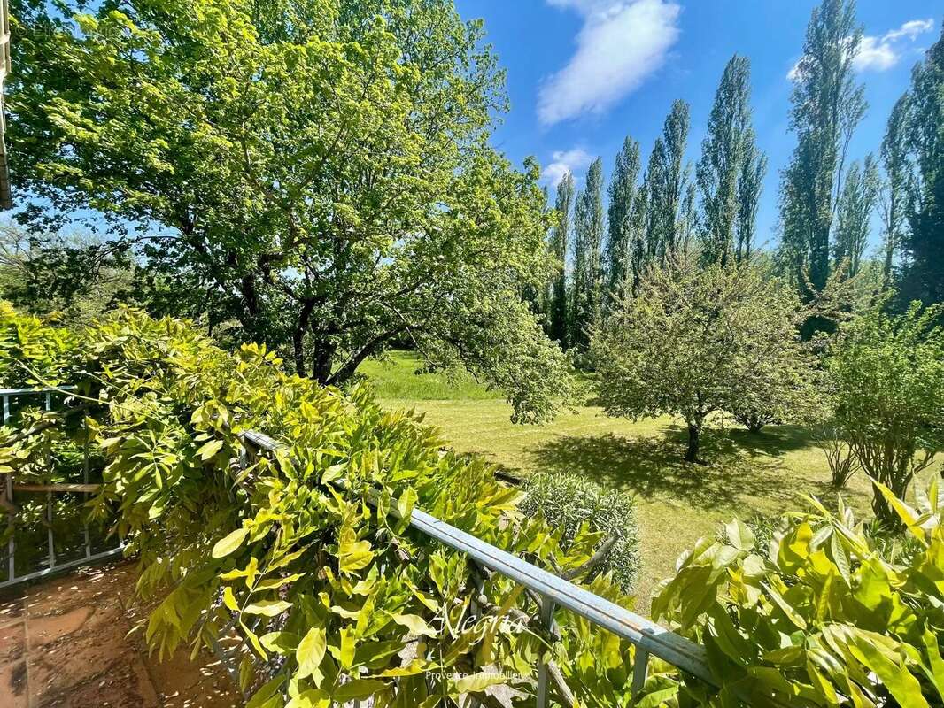 Maison à VILLECROZE