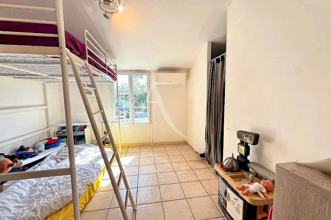 Maison à CHAILLE-LES-MARAIS