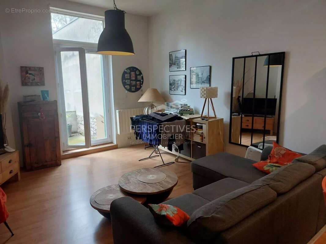 Appartement à SAINT-ETIENNE