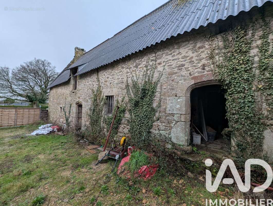 Photo 3 - Maison à LANDEVANT