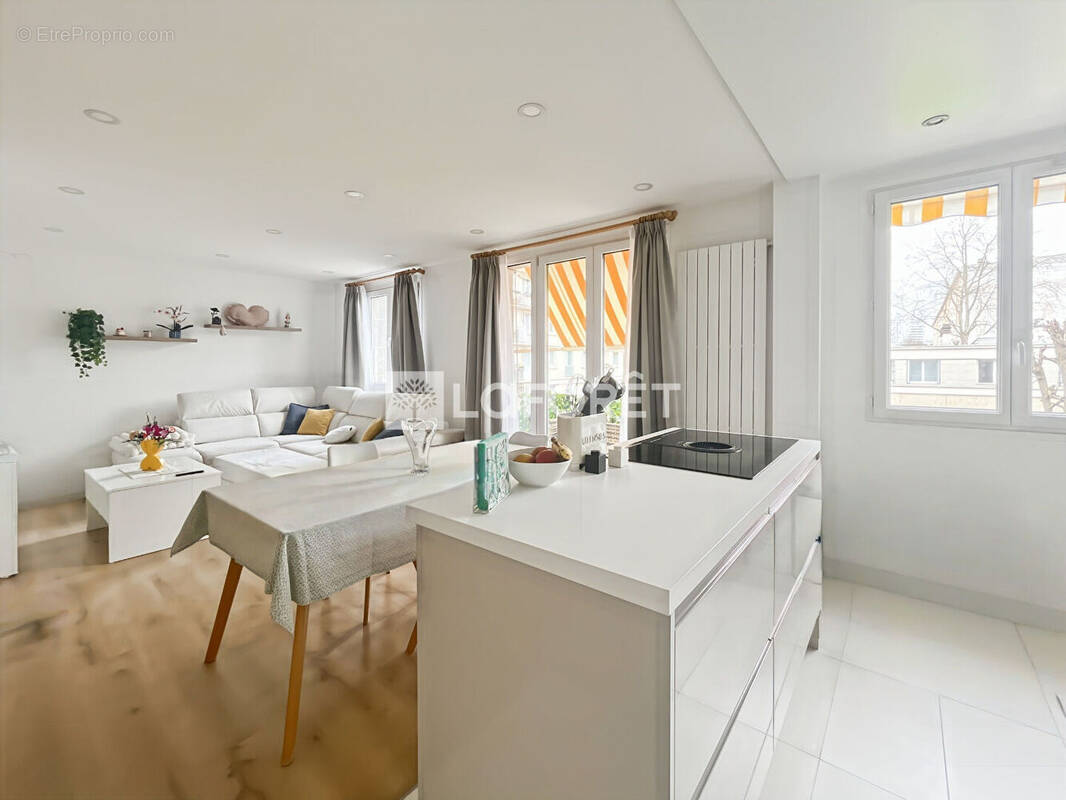 Appartement à MAISONS-ALFORT