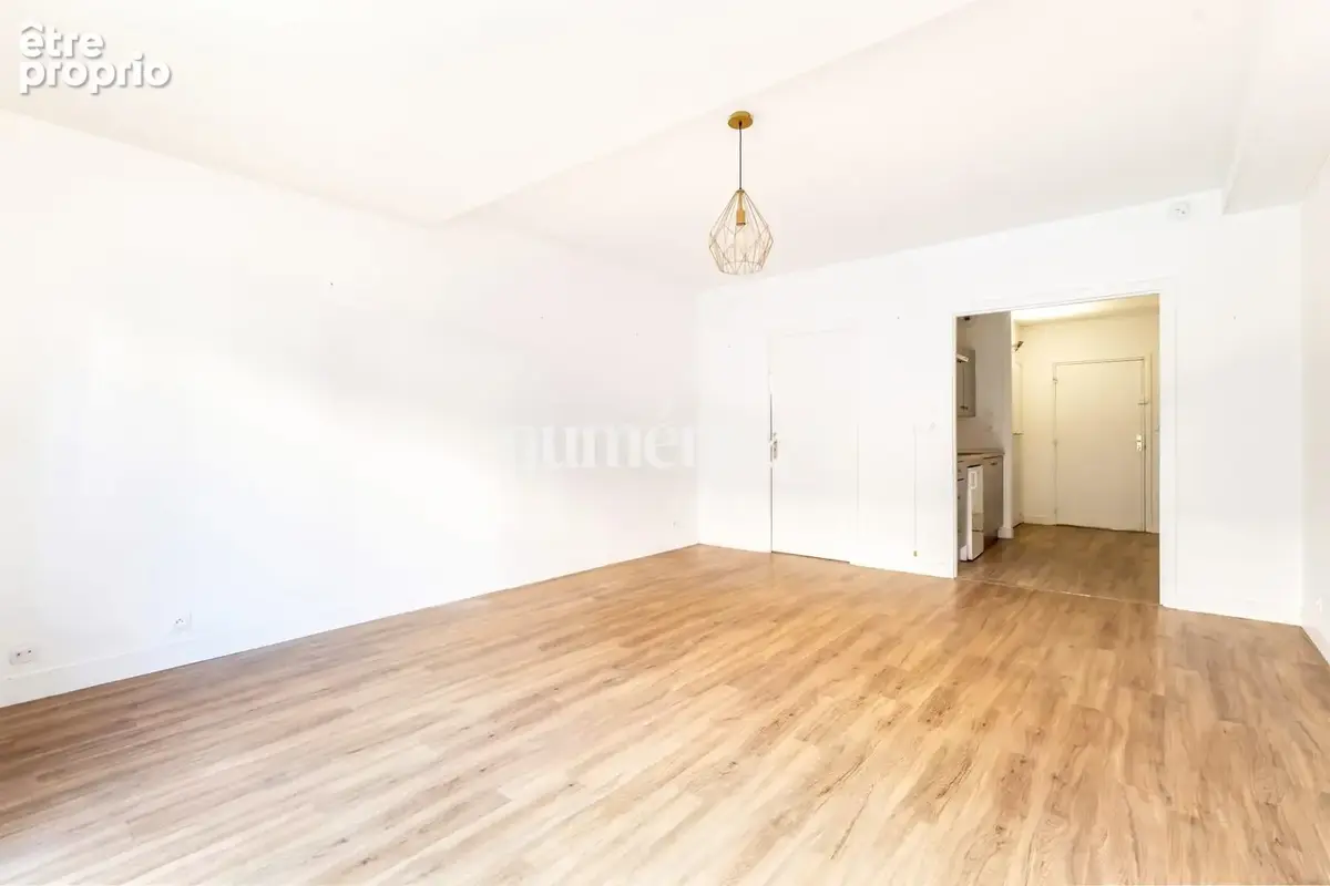 Appartement 1 pièce 25 m² à vendre à Bordeaux (33000) - photo 4