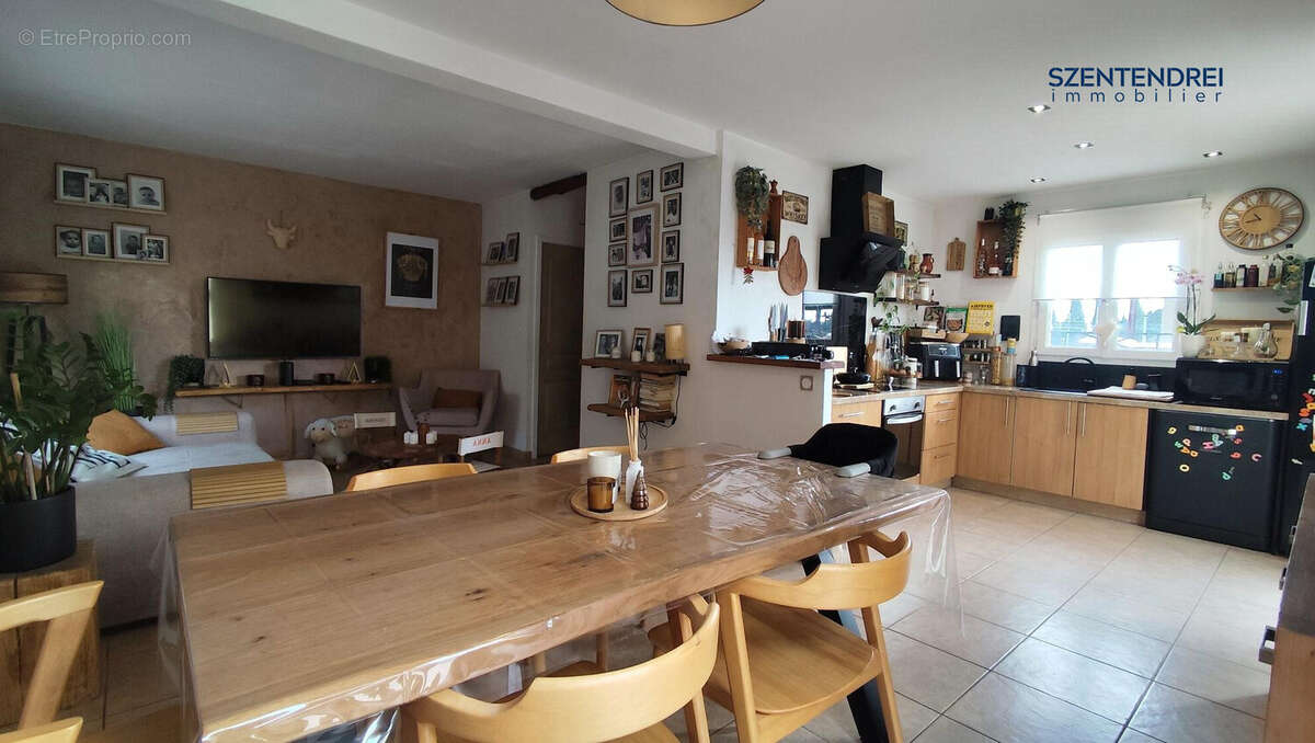 Szentendrei immobilier  maison F4 Nîmes - Quartier Casernes - Maison à NIMES