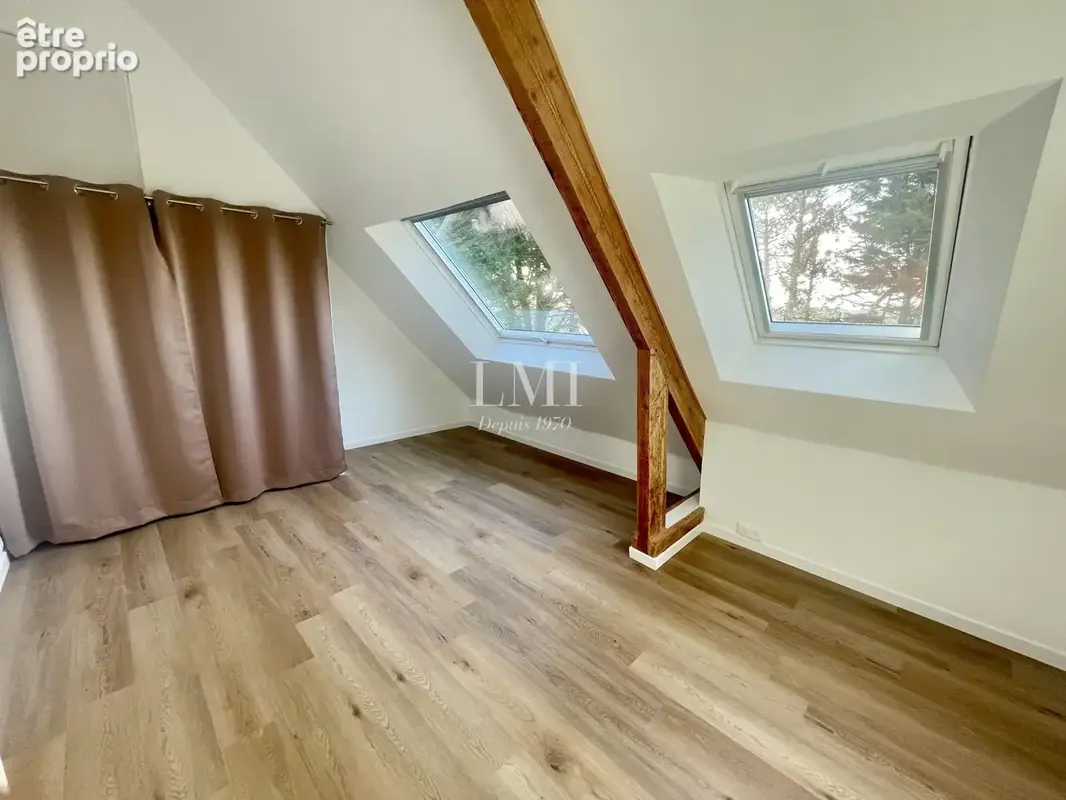 Maison 110 m² à Locoal-Mendon  - photo 8