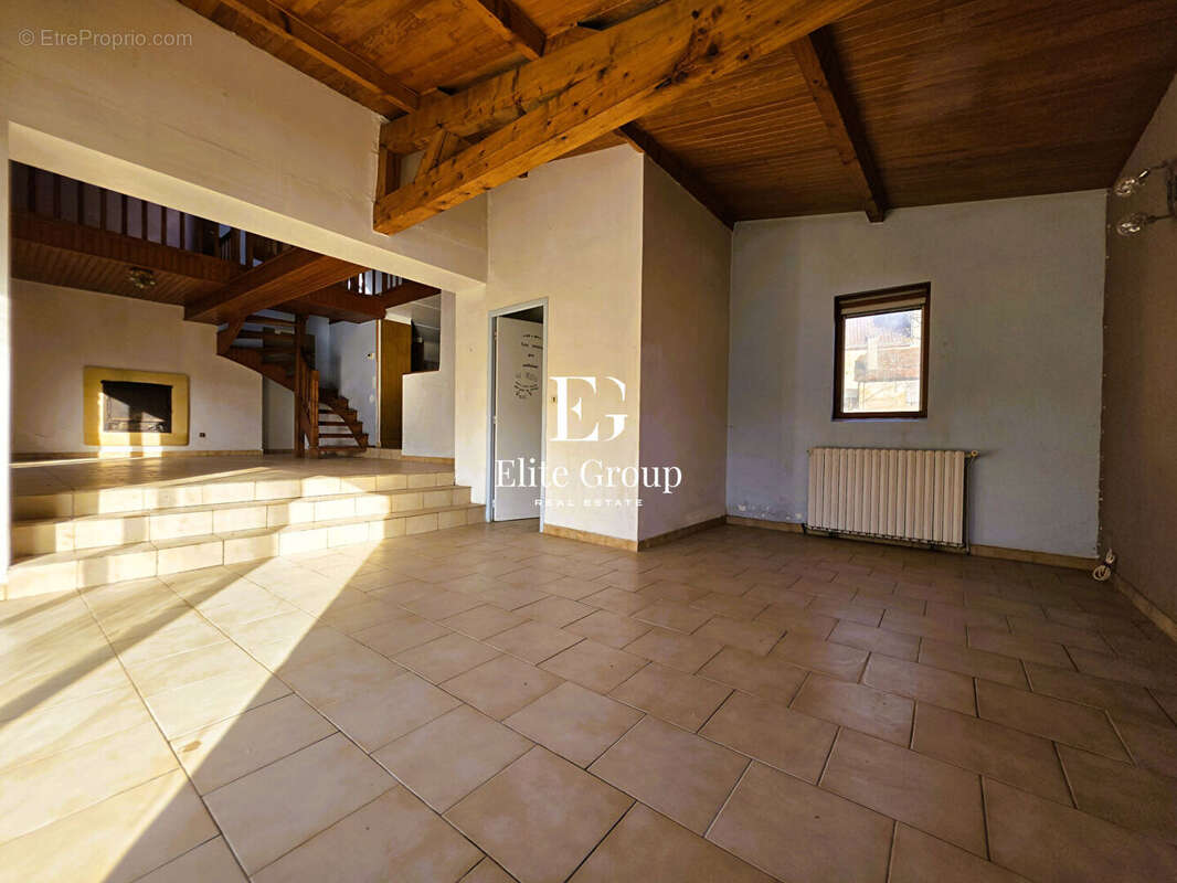 Maison à COUX-ET-BIGAROQUE