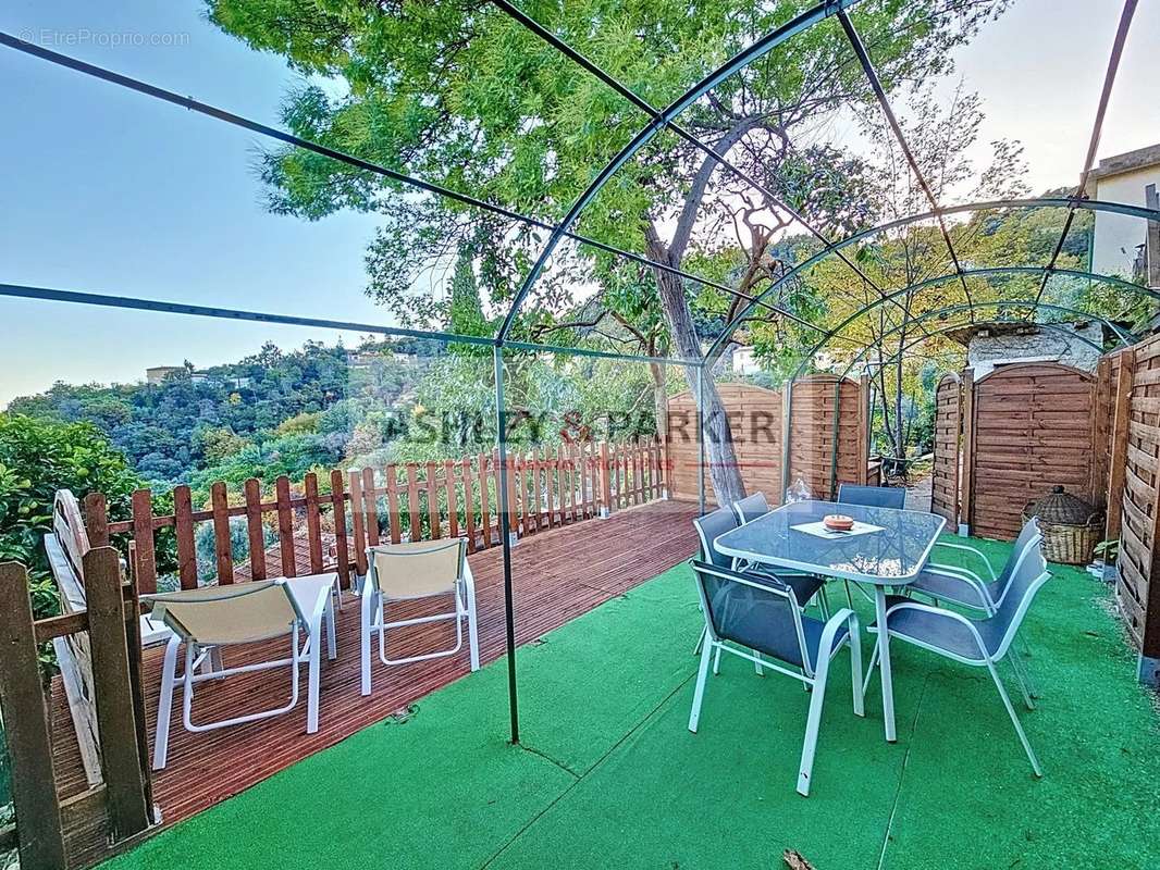 Maison à SAINTE-AGNES