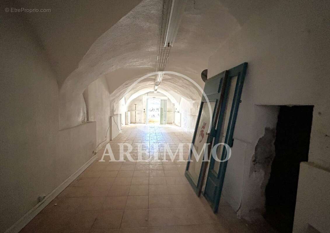 Maison 118 m² à Saint-Martin-De-Londres  - photo 3