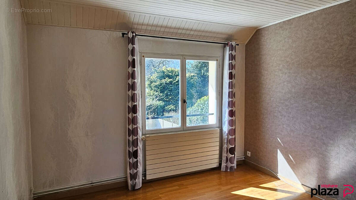 Maison à LA FERTE-ALAIS