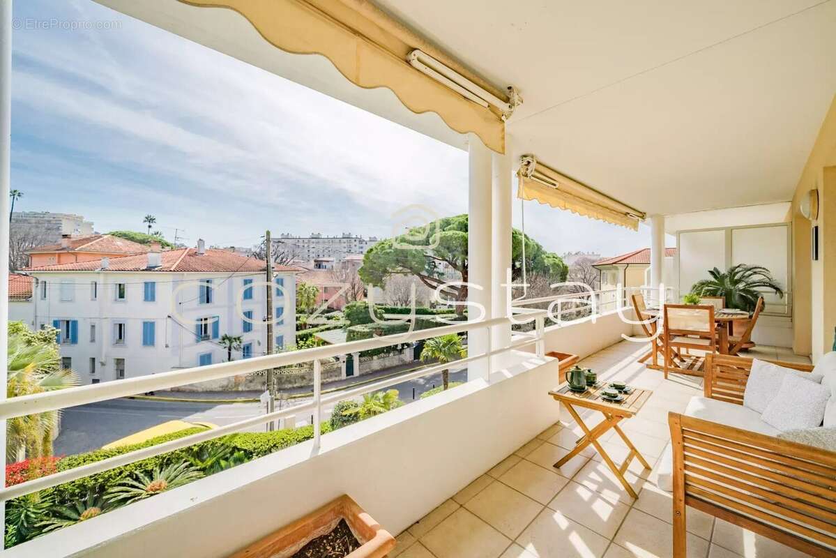 Appartement à CANNES